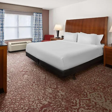 Hilton Garden Inn Milford Exterior photo