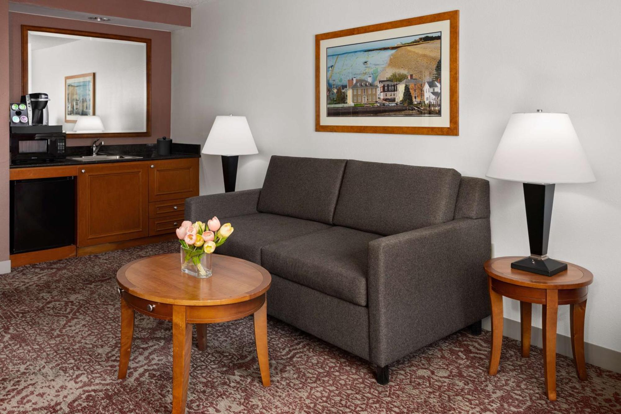 Hilton Garden Hotel 3*